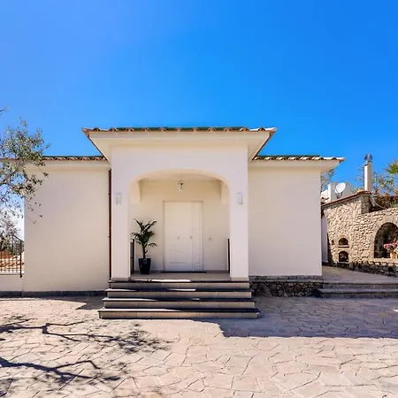 Villa Rusinella Minimalist Retreat With Sea Views
